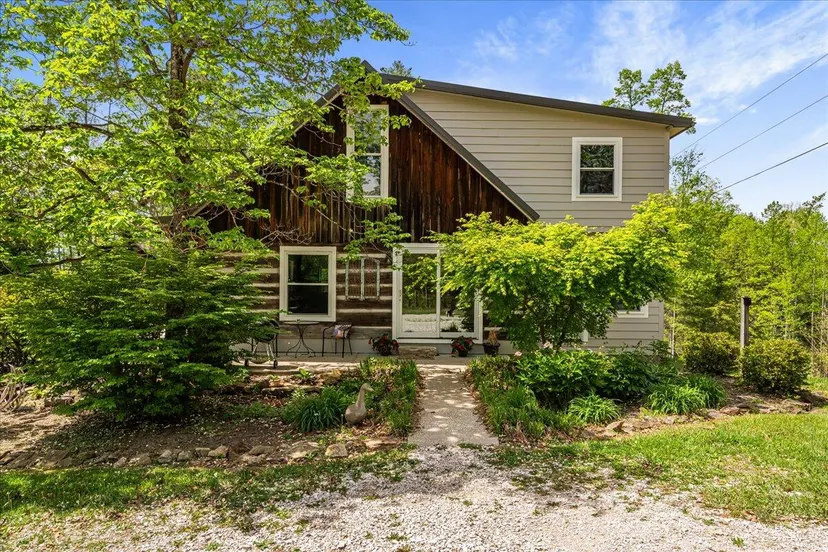 1516 Hobbs Road, Rogers, KY 41365 — primary photo