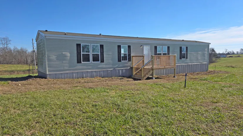 30 Nichols Branch Road, Annville, KY 40402 — primary photo