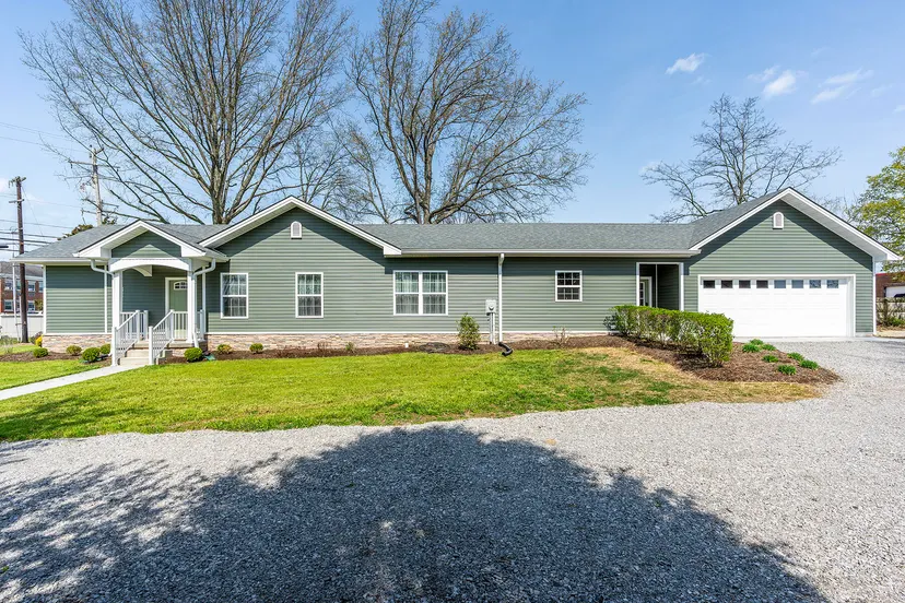 94 E 20th Street, Paris, KY 40361 — primary photo