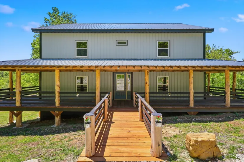 1237 Burton Williams Road, Irvine, KY 40336 — primary photo