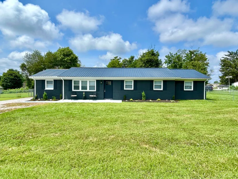 57 Country Hill Drive, Somerset, KY 42503 — primary photo