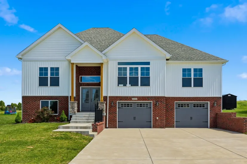 2309 Clearwater Drive, Lawrenceburg, KY 40342 — primary photo
