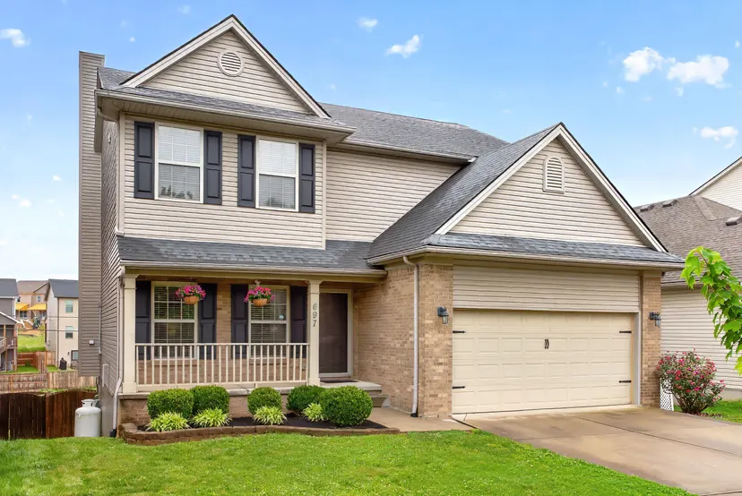 697 Lucille Drive, Lexington, KY 40511 — primary photo