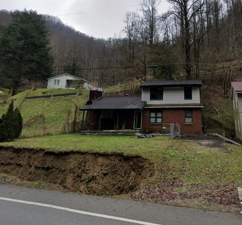 19905 Grapevine Road, Phyllis, KY 41544 — primary photo