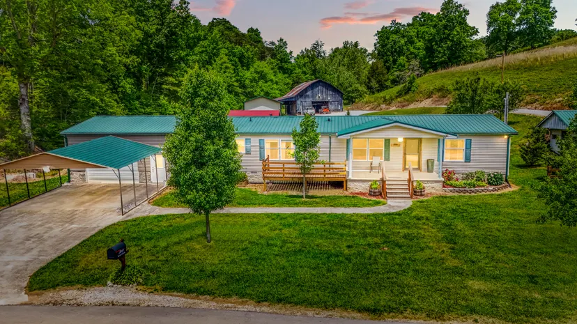404 Lower Nickell Branch Road, Hazel Green, KY 41332 — primary photo