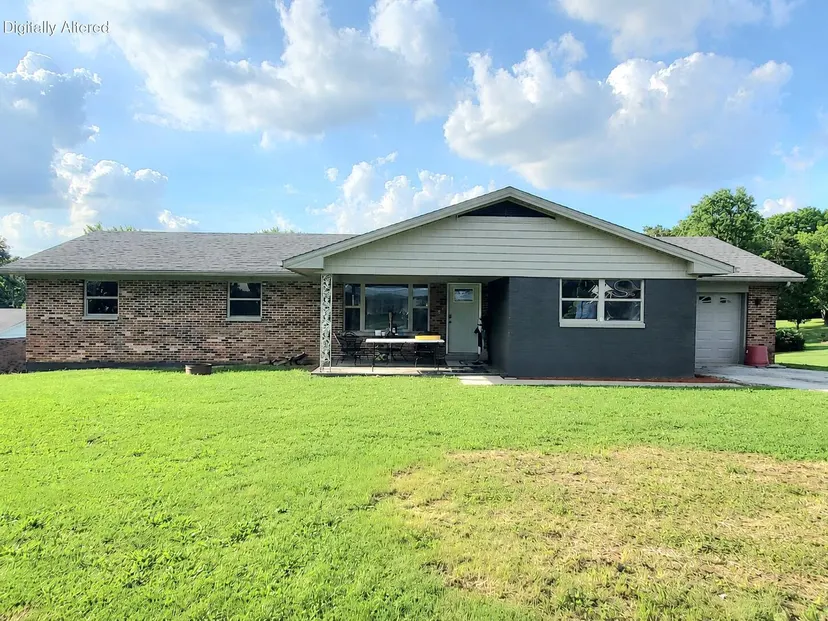 326 Sioux Trail, Somerset, KY 42501 — primary photo