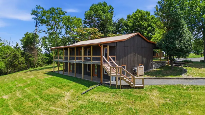 535 Twin Lakes Drive, Lancaster, KY 40444 — primary photo