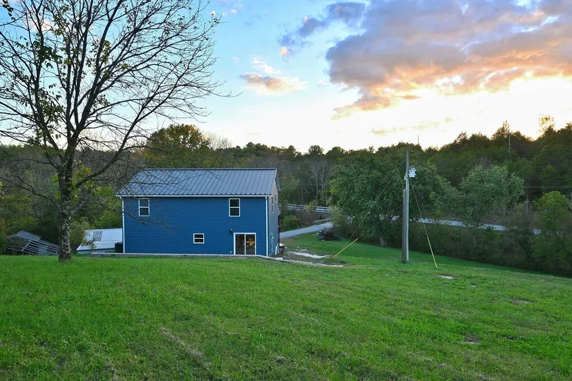 1600 Puncheon Creek Road, Lawrenceburg, KY 40342 — primary photo