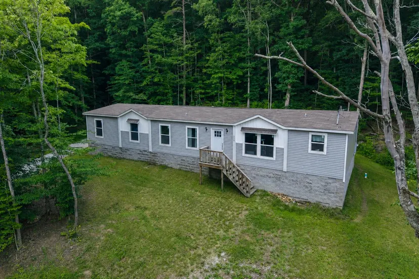 220 Long Branch Rd. Road, Berea, KY 40403 — primary photo