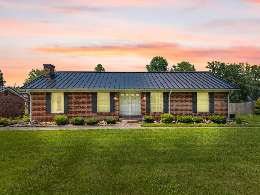 1178 E College Avenue, Stanton, KY 40380 — primary photo
