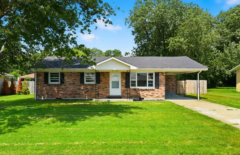 211 Laurel Drive, Berea, KY 40403 — primary photo