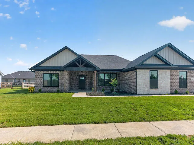 542 Chickasaw Drive, Richmond, KY 40475 — primary photo