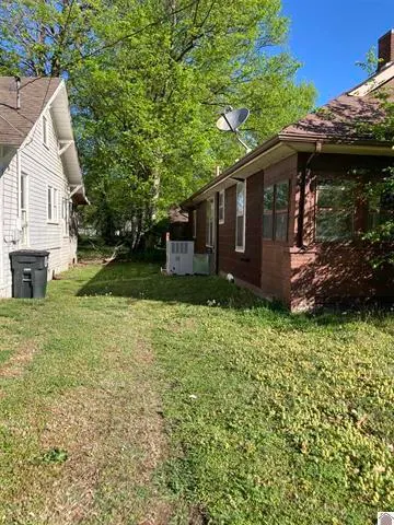 1907 Adams Street, Paducah, KY 42001 — primary photo