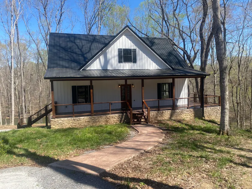 180 Crystal Creek Circle, Cadiz, KY 42211 — primary photo