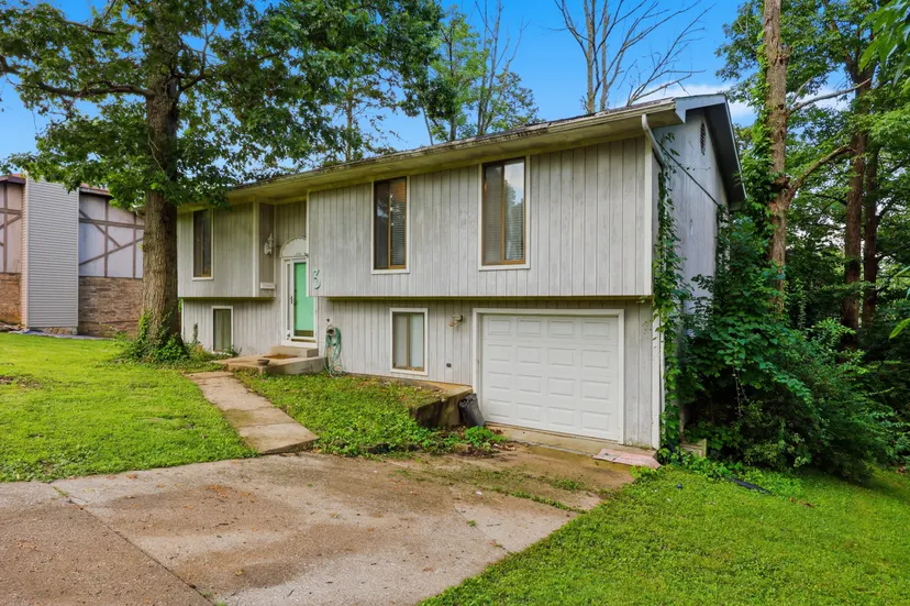 3 Richardson Court, Frankfort, KY 40601 — primary photo