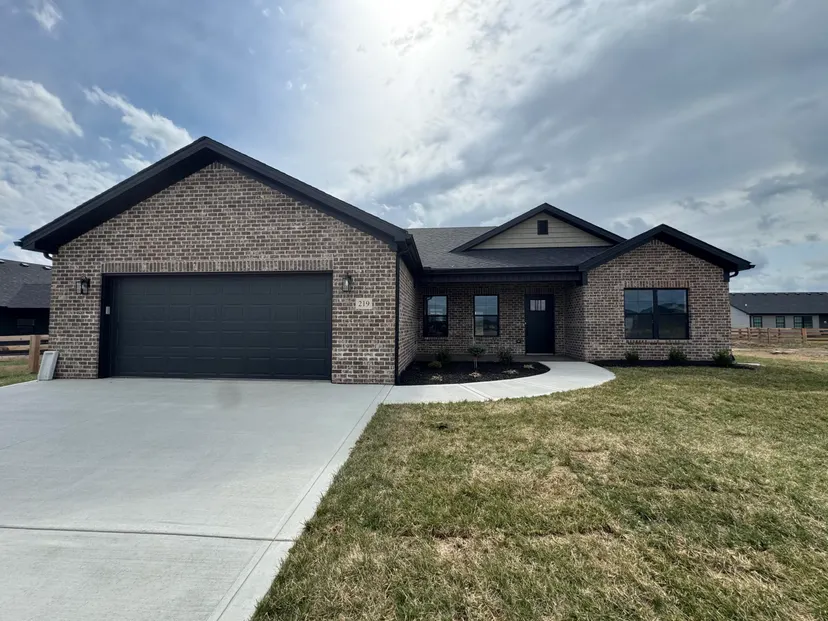 219 Navajo Drive, Richmond, KY 40475 — primary photo