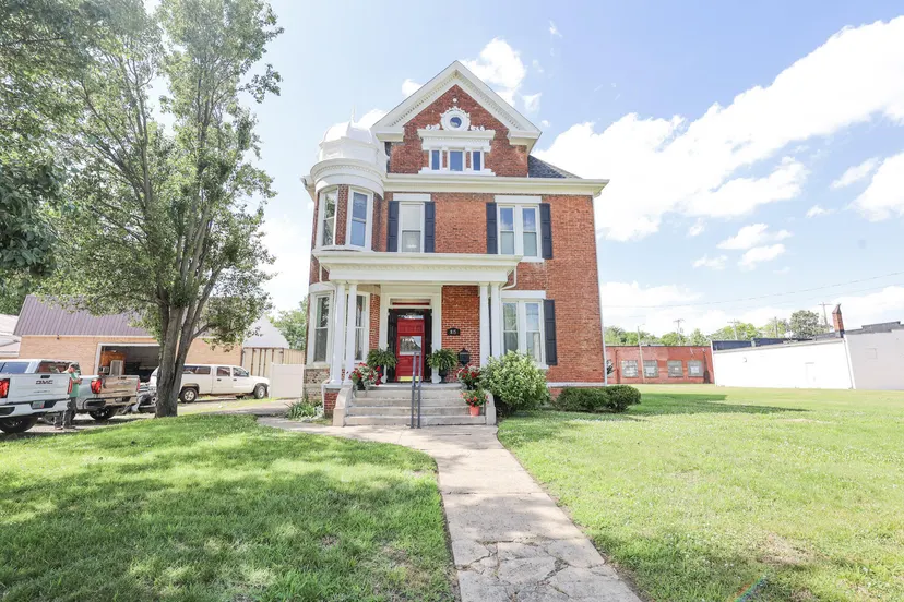 807 & 815 Jefferson Street, Paducah, KY 42001 — primary photo