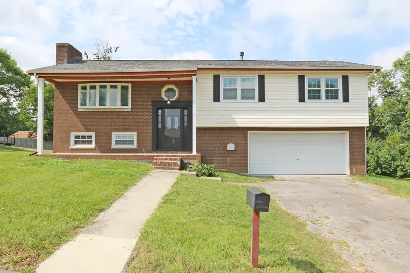 520 Henrico Road, Harrodsburg, KY 40330 — primary photo