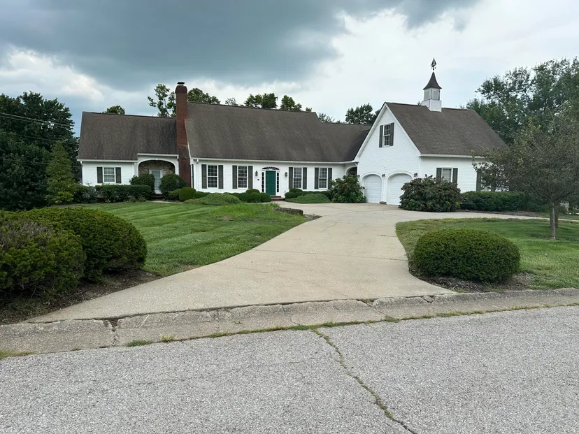 132 Lana Lane, Winchester, KY 40391 — primary photo