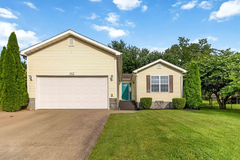 102 Fox Chase, Danville, KY 40422 — primary photo