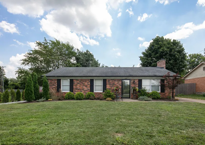 1334 Shun Pike, Nicholasville, KY 40356 — primary photo