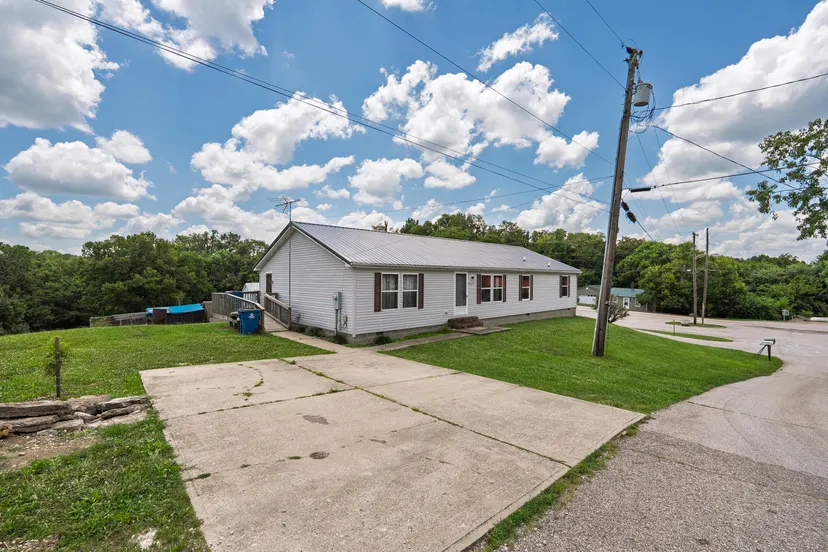 225 Church Street, Corinth, KY 41010 — primary photo