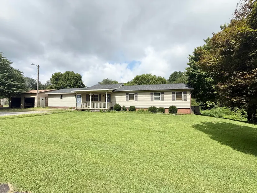 468 E Court Street, Bardwell, KY 42023 — primary photo