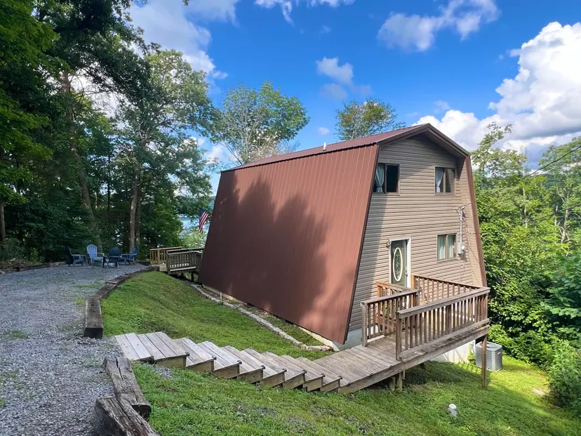 1023 Harbor Springs Road, Jamestown, KY 42629 — primary photo