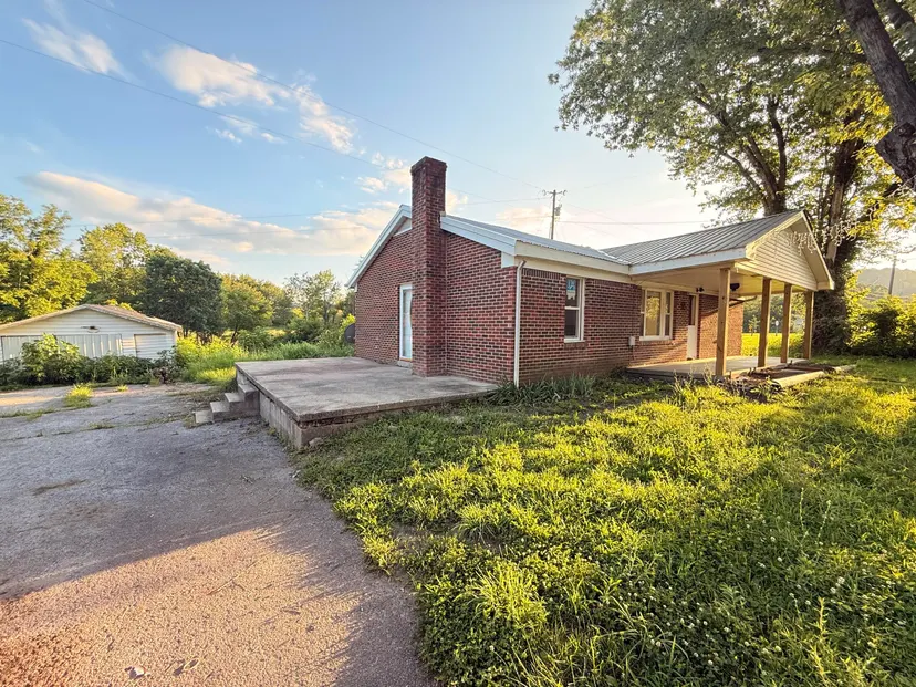 1481 Maxey Valley Road, Hustonville, KY 40437 — primary photo