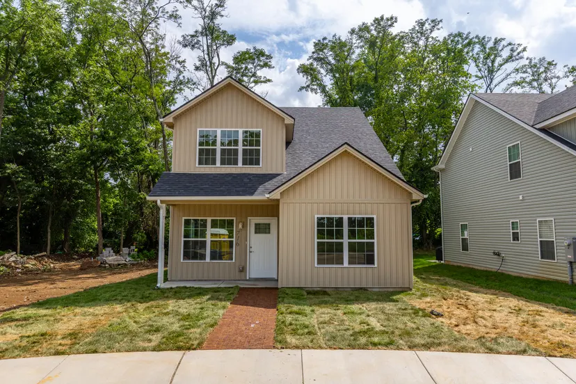 716 Harrison Trace, Lexington, KY 40505 — primary photo