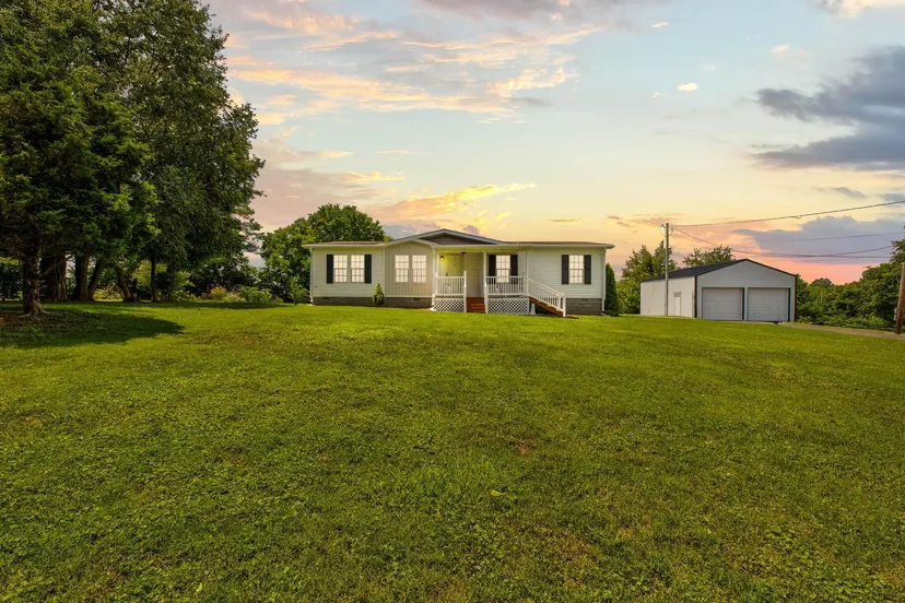422 S Queen Street, Mt Sterling, KY 40353 — primary photo