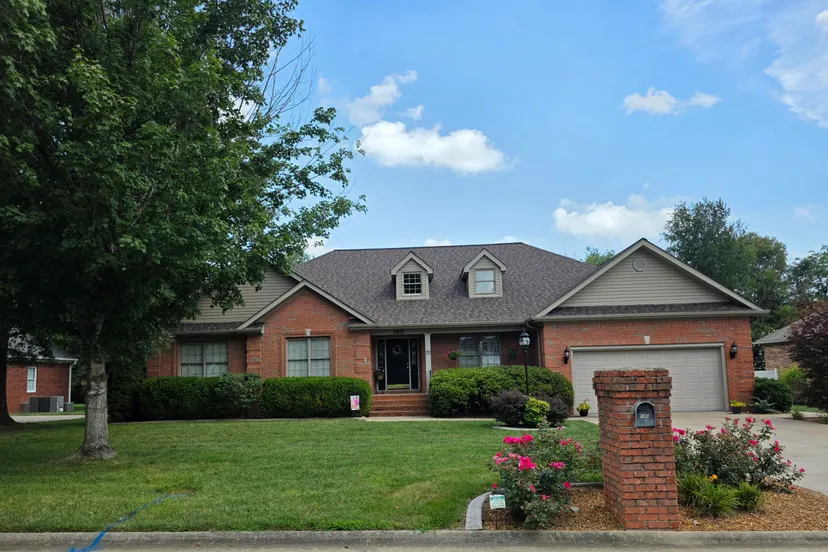 180 Peppers Mill Drive, Paducah, KY 42001 — primary photo