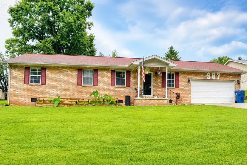 987 E Ky Highway 312, Corbin, KY 40701 — primary photo