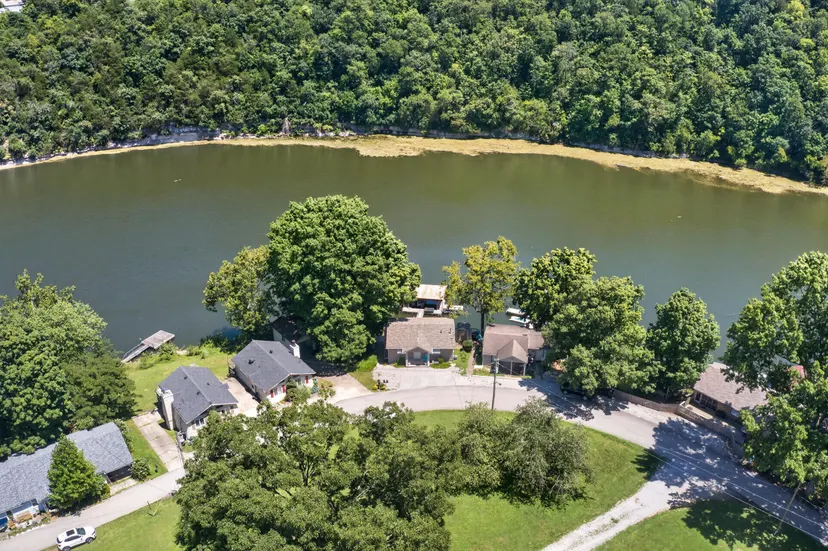 579 Kings Mill Road, Danville, KY 40422 — primary photo