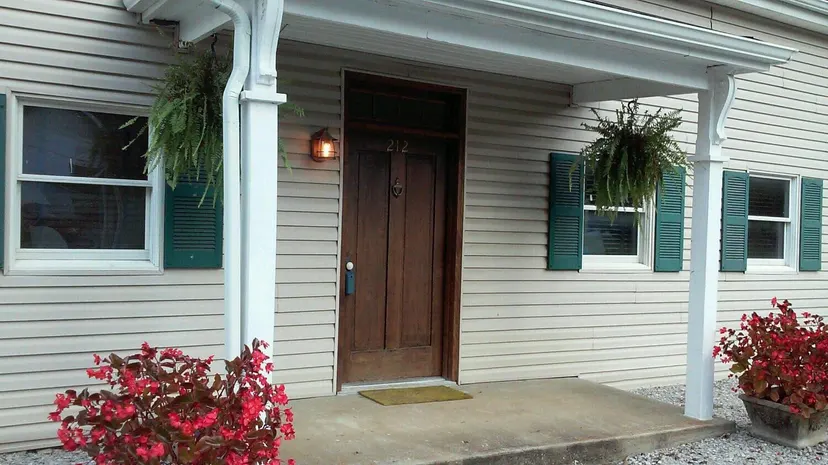 212 W Main Street, Midway, KY 40347 — primary photo