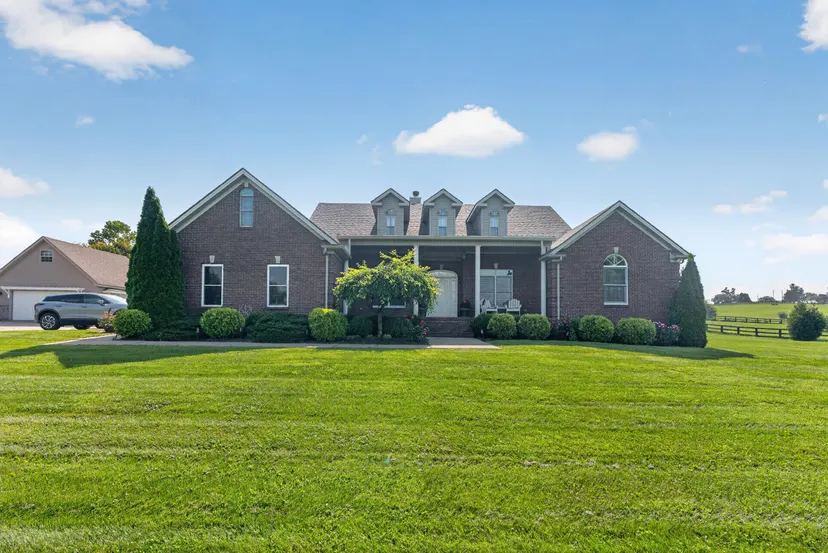 217 Wades Mill Road, Winchester, KY 40391 — primary photo