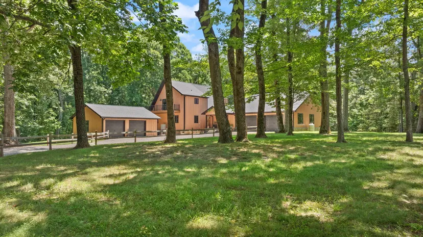 2295 E Highway 635, Science Hill, KY 42553 — primary photo