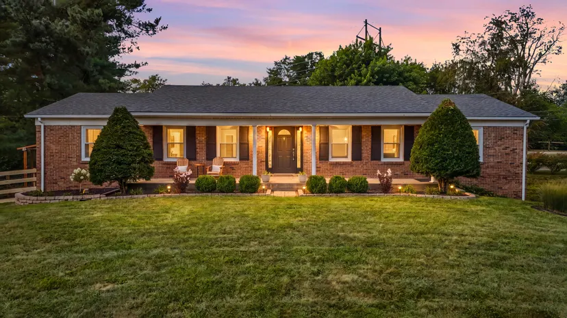 4042 Whitemark Court, Lexington, KY 40516 — primary photo