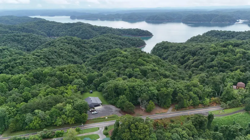 8790 S Hwy 127, Jamestown, KY 42629 — primary photo