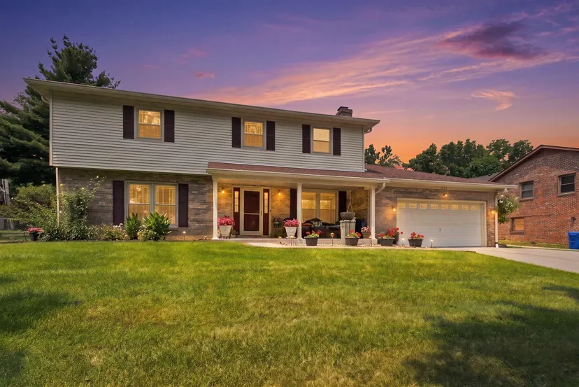 3321 Carriage Lane, Lexington, KY 40517 — primary photo