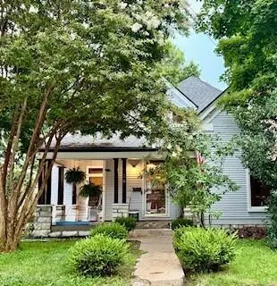136 E Broadway Avenue, Richmond, KY 40475 — primary photo