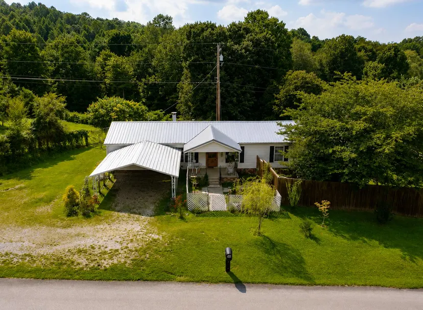 631 Adams Road, Corbin, KY 40701 — primary photo