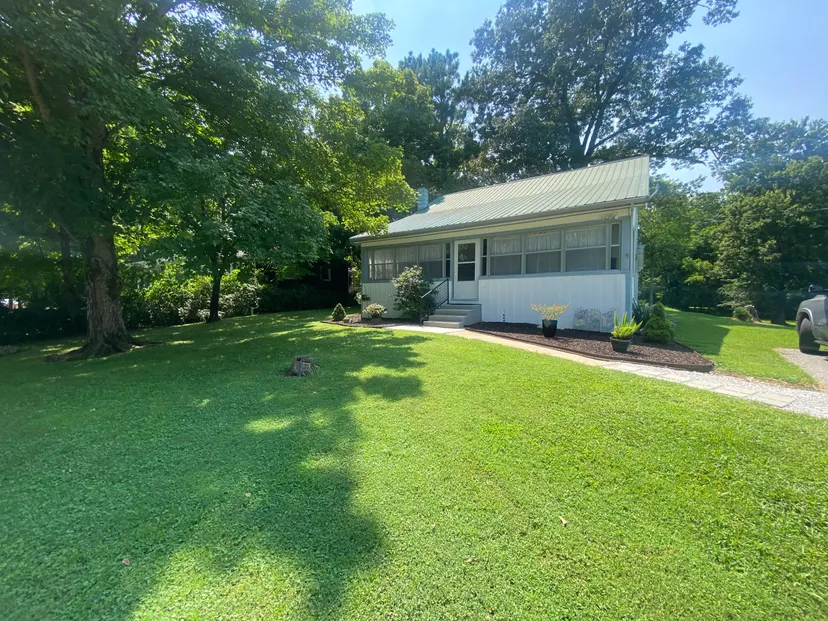 212 Bay Lane, Cadiz, KY 42211 — primary photo