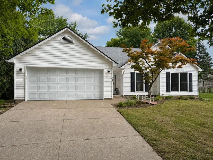 1249 Wyndham Forest Circle, Lexington, KY 40514 — primary photo