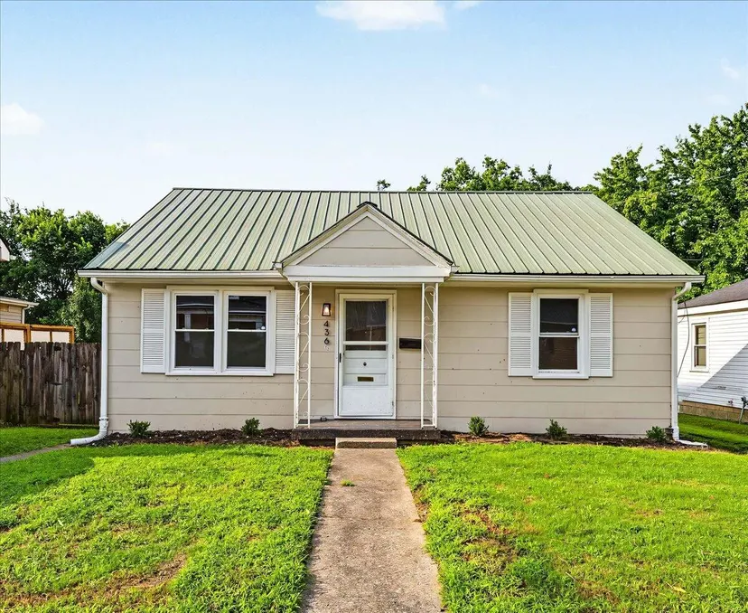 436 1/2 Russell Street, Danville, KY 40422 — primary photo