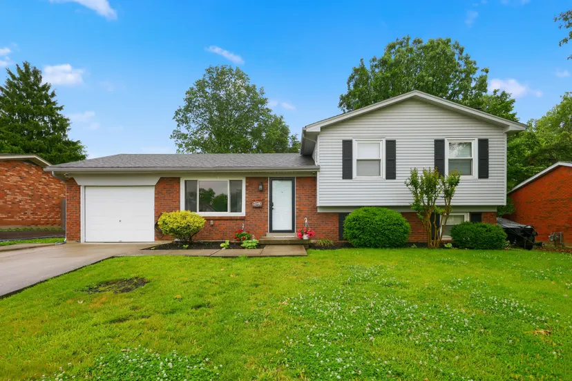 3308 Crown Crest Road, Lexington, KY 40517 — primary photo