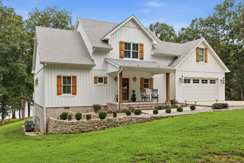 175 Edgewater Lane, Benton, KY 42025 — primary photo
