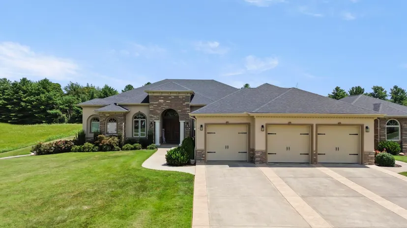 247 Taylor Circle, Bronston, KY 42518 — primary photo