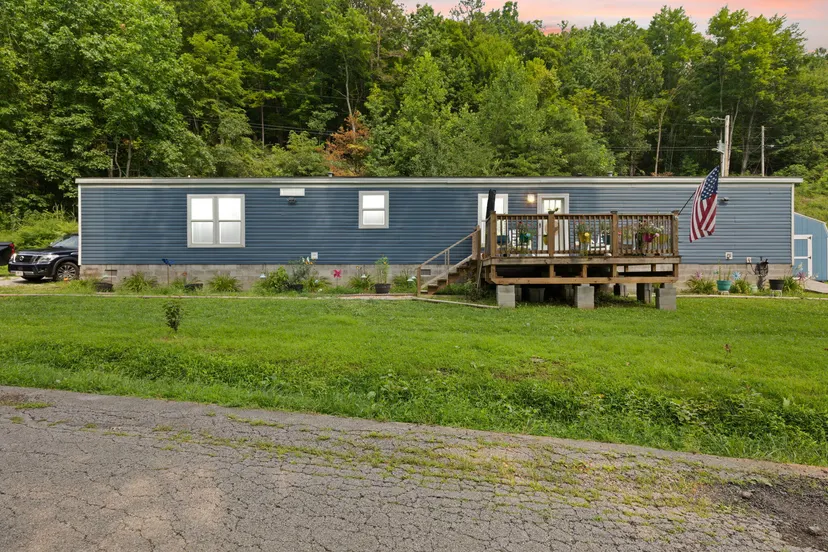 209 Bowling Branch Road, London, KY 40741 — primary photo