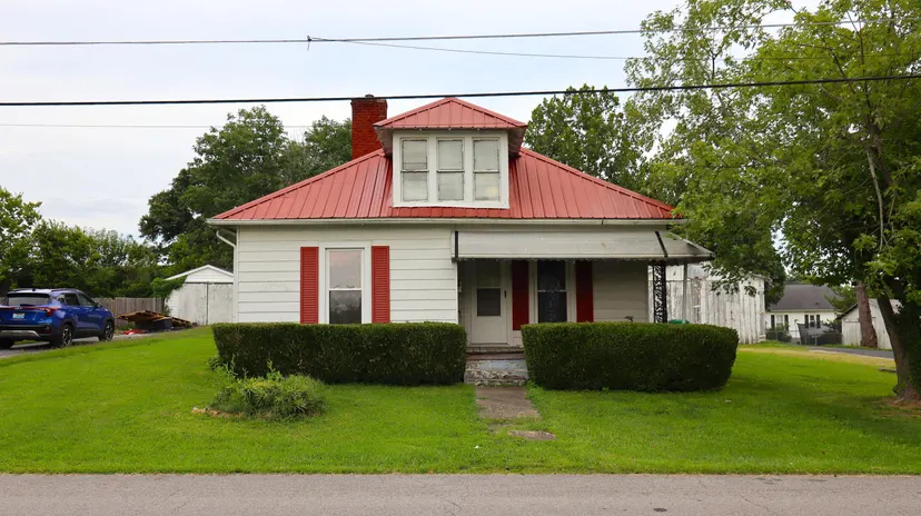 357 S Magnolia Street, Harrodsburg, KY 40330 — primary photo